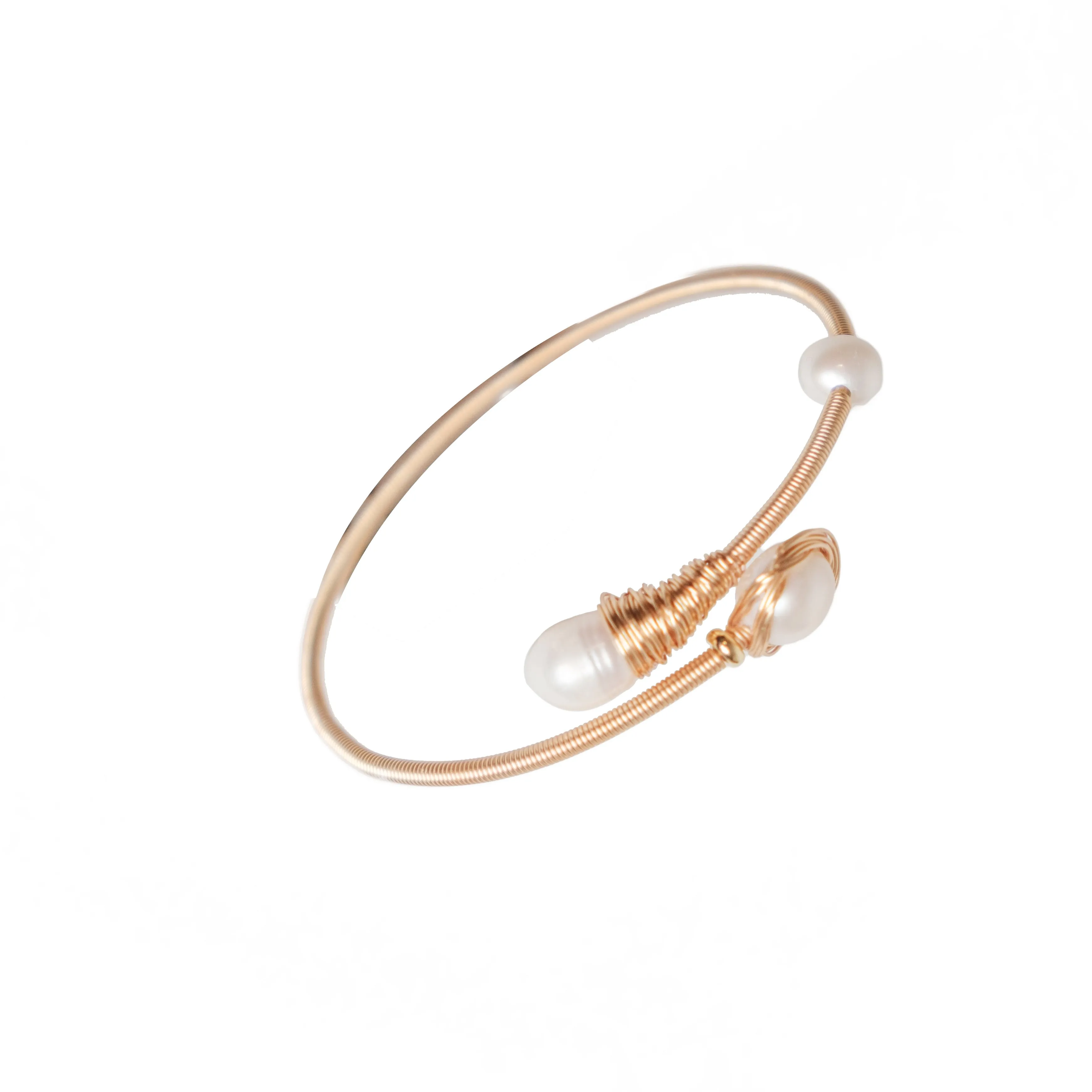 Chokore Freshwater Pearl Bangle Bracelet with Wire detailing