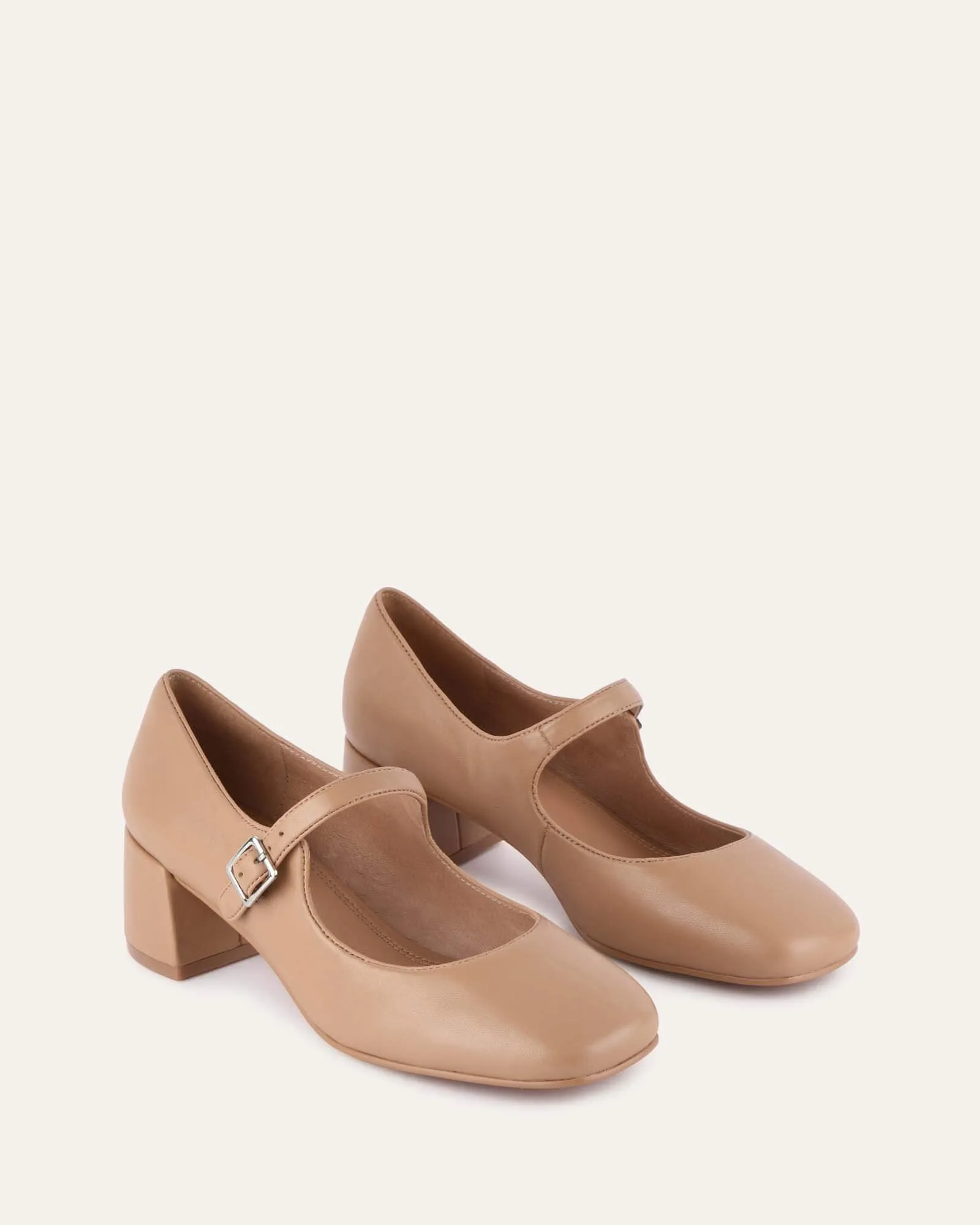 JANELLE LOW HEELS TAN LEATHER